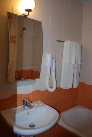 Отель Italia Hotel Несебр Двухместный номер с 1 кроватью и балконом-4
